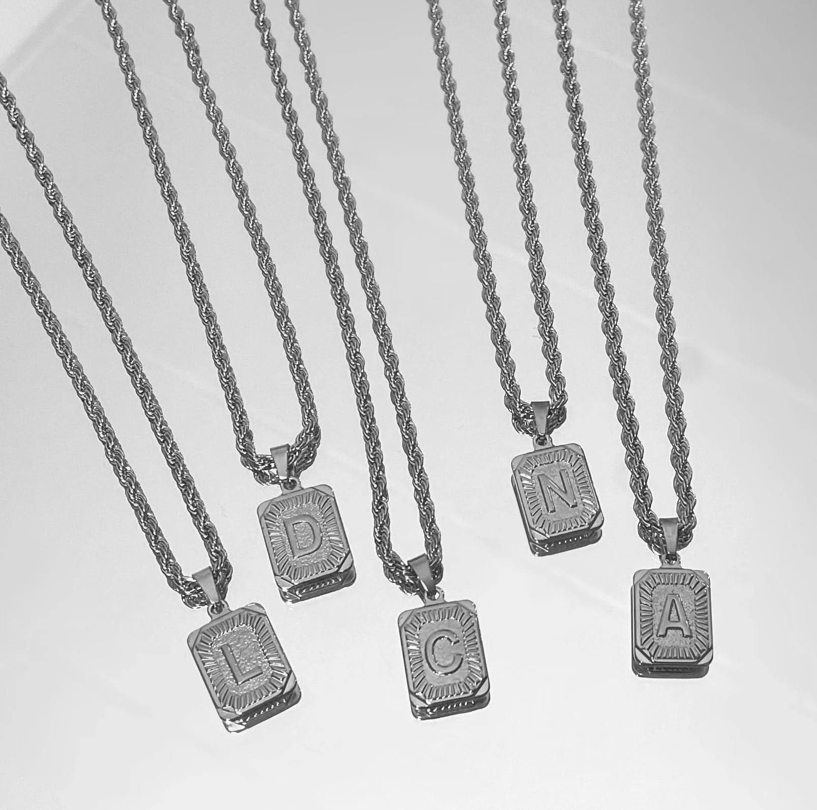 Stella Initial - AYUNA