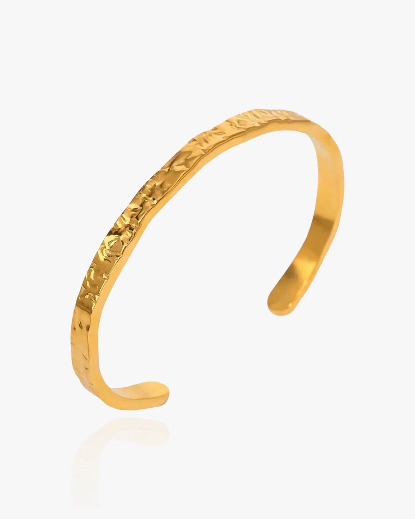 TEYA Textured Cuff Bracelet - AYUNA