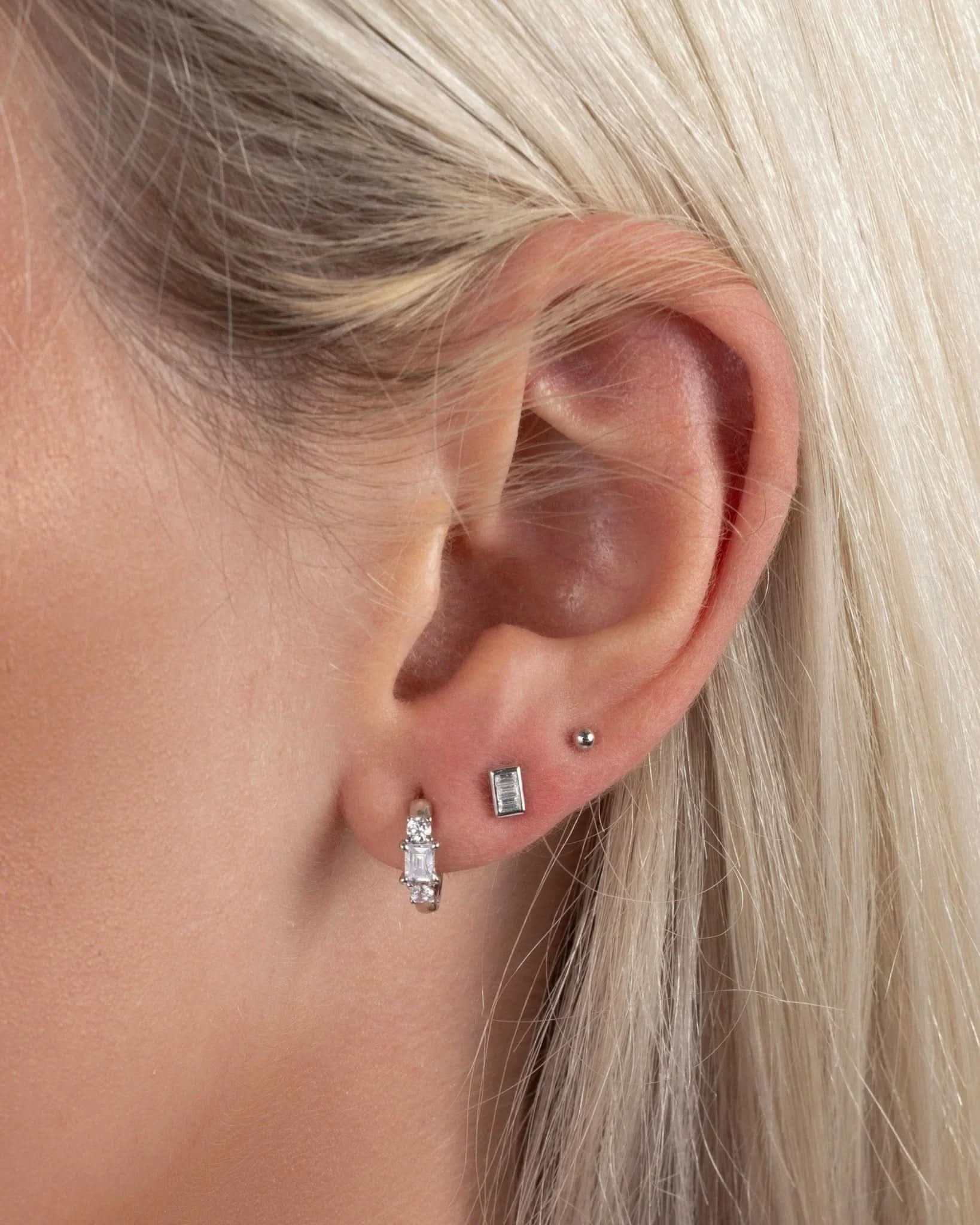 Tiny Baguette Studs - AYUNA