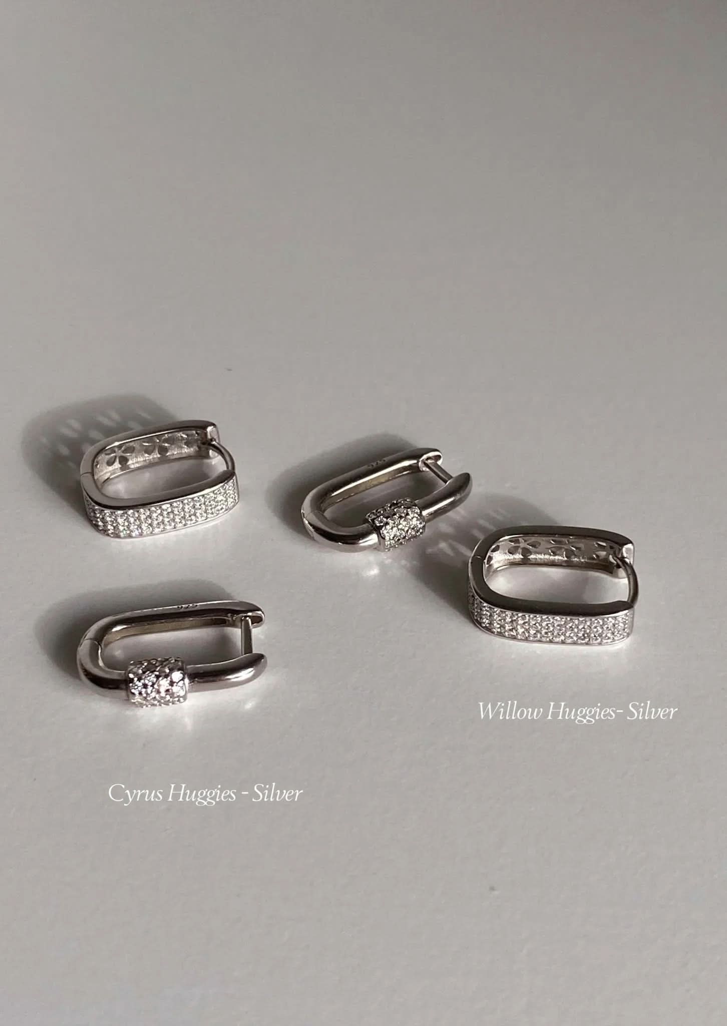 Willow Huggies - Silver - AYUNA